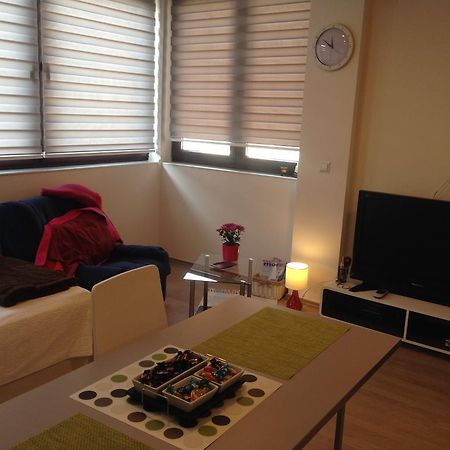 Dea'S Studio Apartment SJJ Rum bild