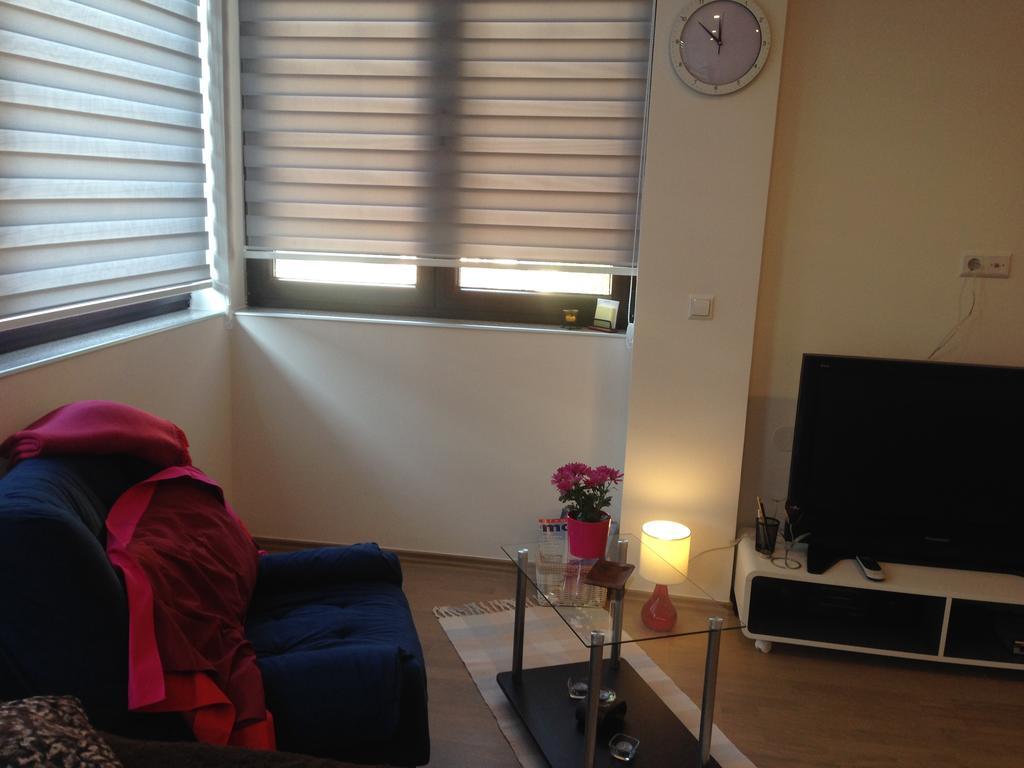 Dea'S Studio Apartment SJJ Rum bild