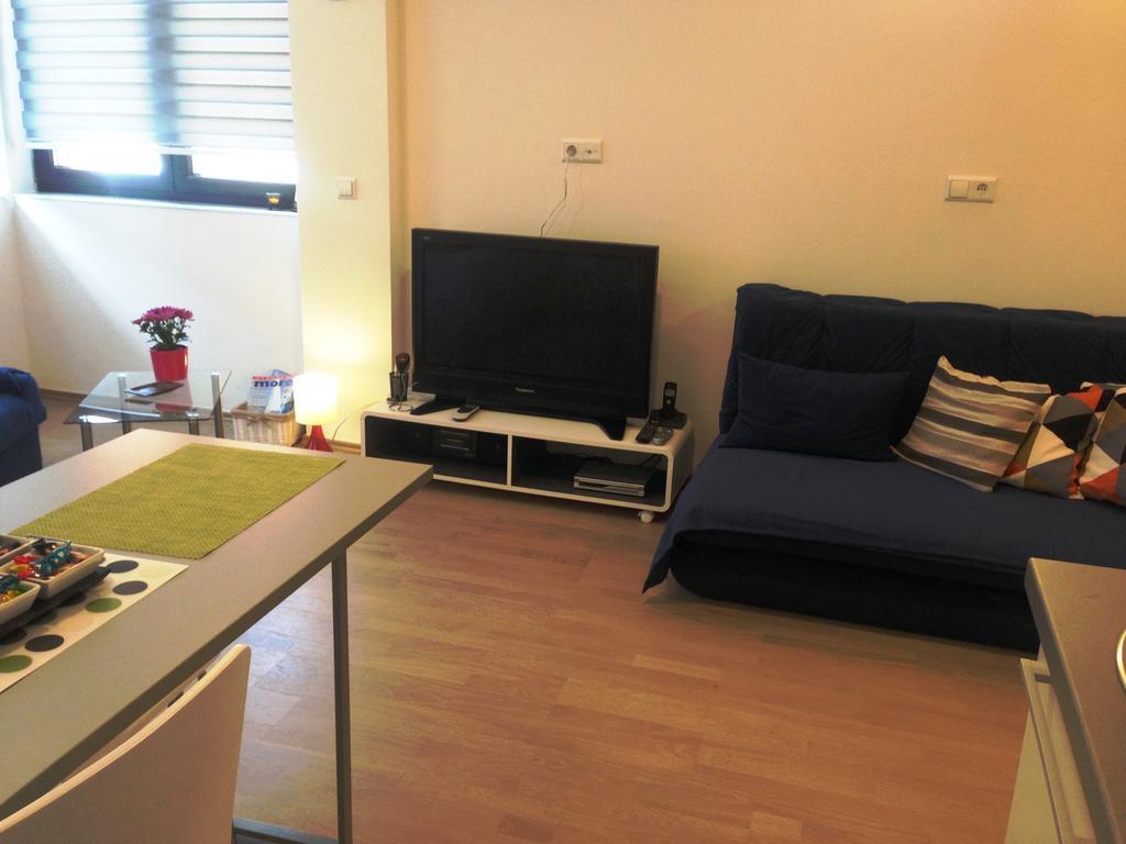Dea'S Studio Apartment SJJ Rum bild