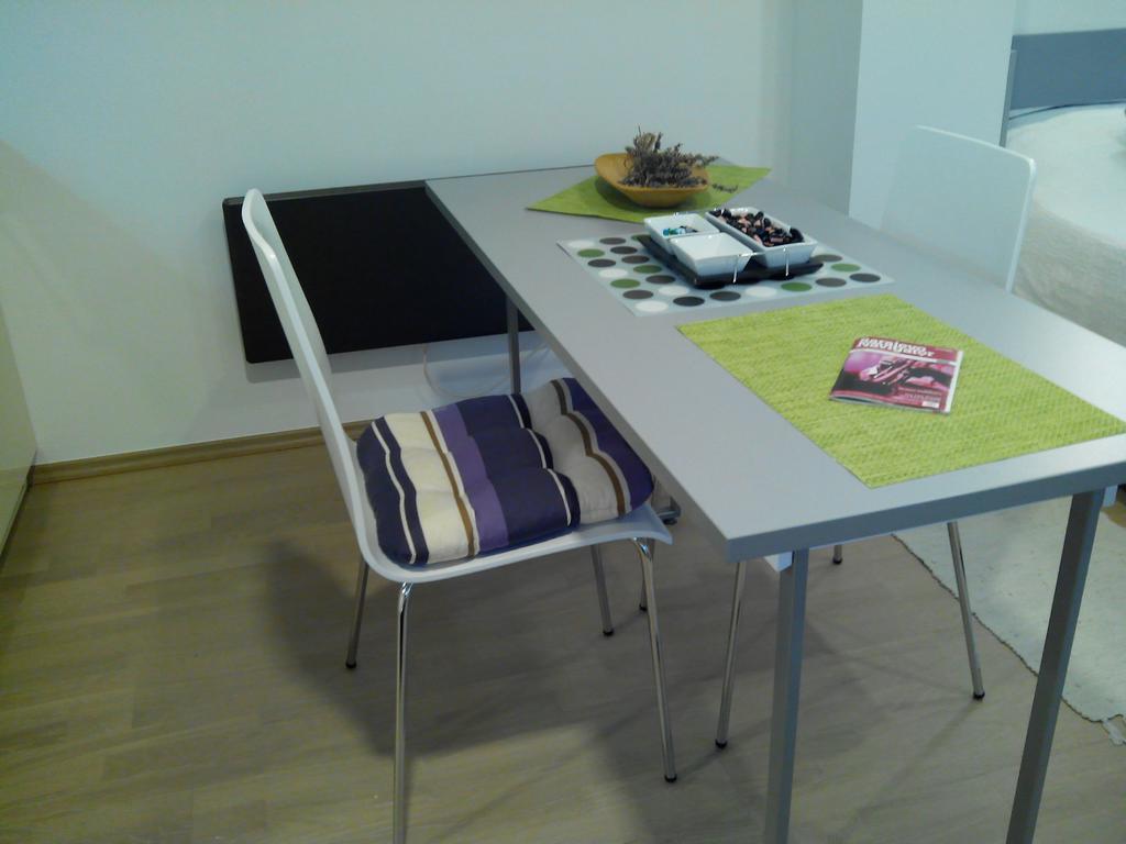 Dea'S Studio Apartment SJJ Rum bild