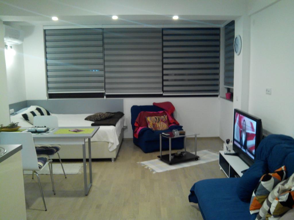 Dea'S Studio Apartment SJJ Rum bild