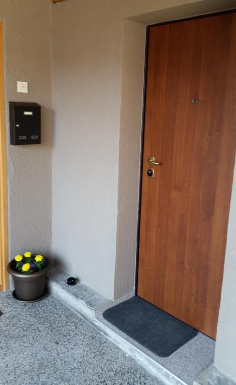 Dea'S Studio Apartment SJJ Exteriör bild